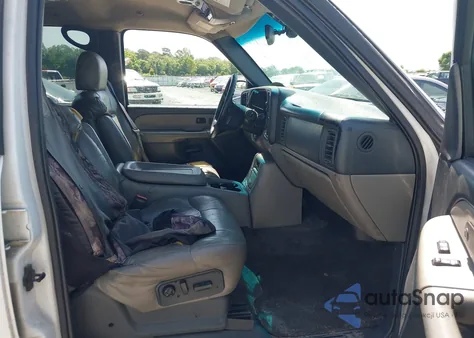 2001 Chevrolet Tahoe Lt z USA, uszkodzony, nr VIN 1GNEC13TX1R202308